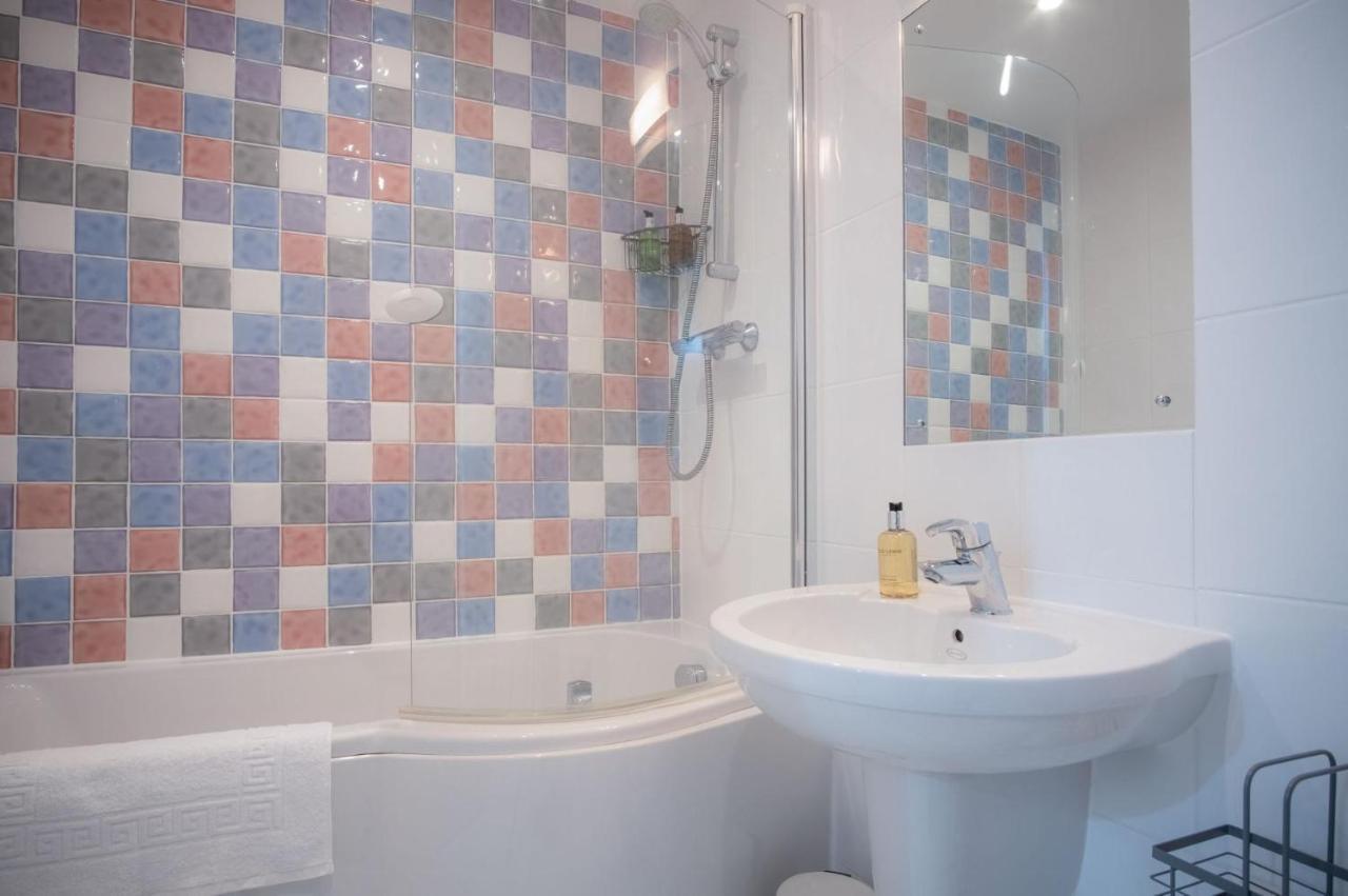 Minarvon - 2 Bedroom Apartment - Saundersfoot Ngoại thất bức ảnh